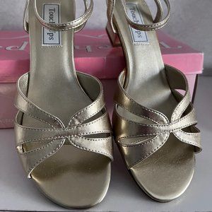 Gold sandals, low heel, very comfy, Sz 7M, Monaco by Touch Ups